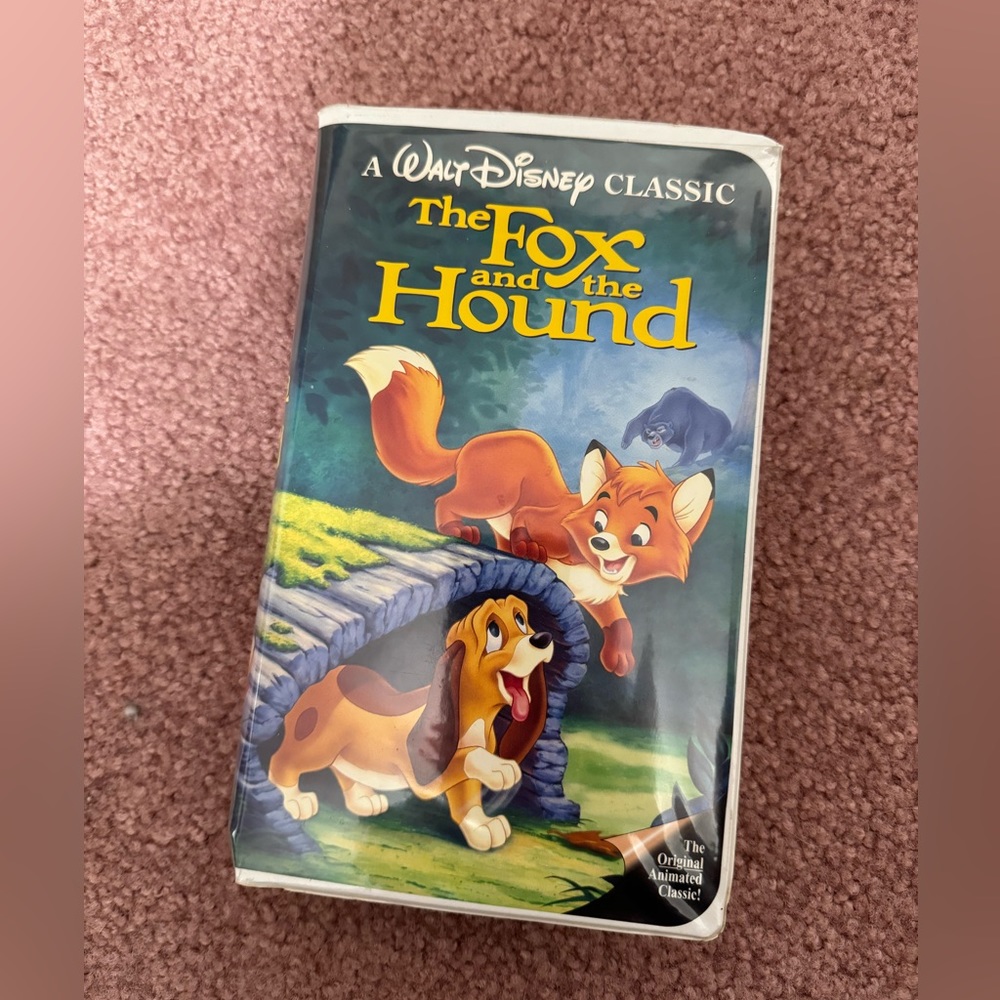 Black Diamond The Fox And The Hound Movie VHS Vintage Walt Disney 90s collectors